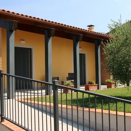Bed and Breakfast Al Ginepro Montecchio  Exterior foto